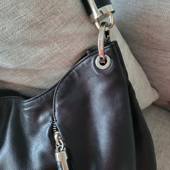 MICHAEL KORS SATCHEL HOBO SHOULDER BAG IN BLACK LEATHER - Picture 13 of 13